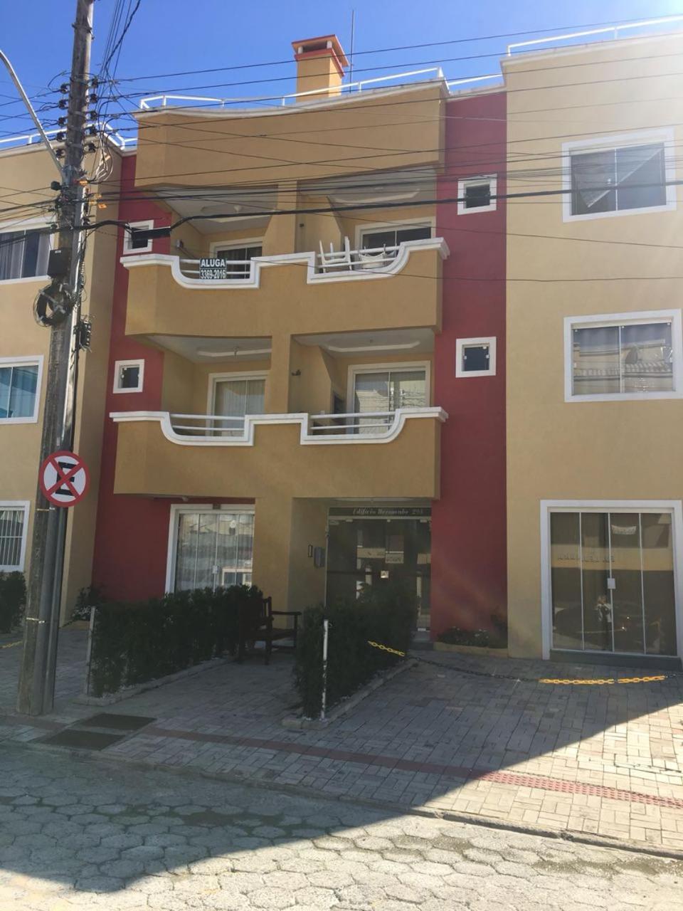 Edificio Bernardo Lejlighed Bombinhas Eksteriør billede